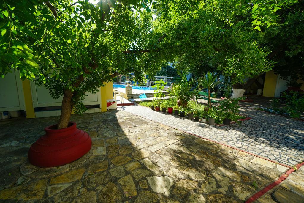 Appart hôtel Albatross Marathókampos